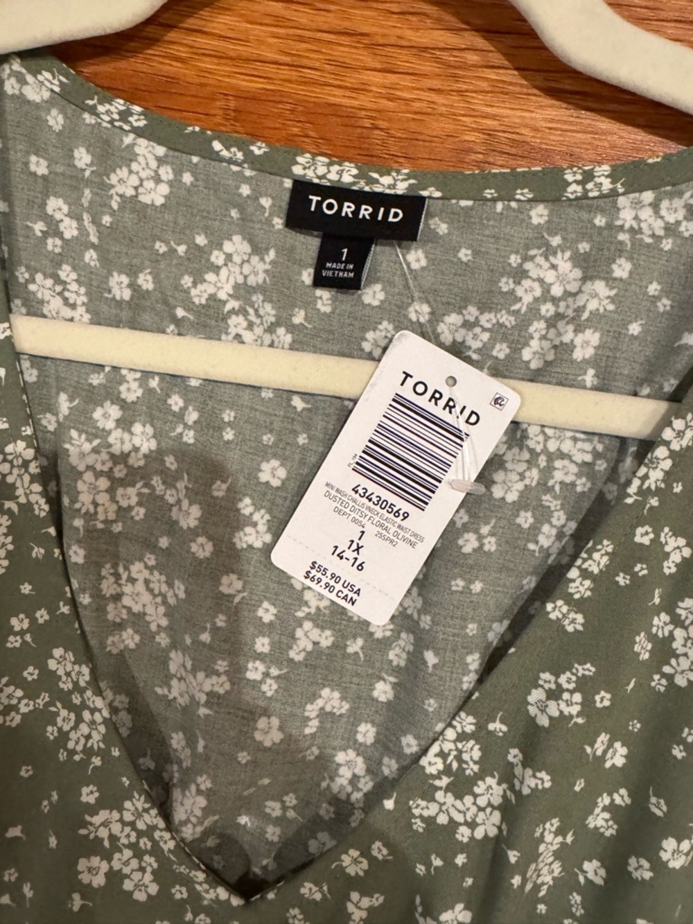 Torrid 21 Sage Green Floral V-Neck Midi Dress - Picture 8 of 14